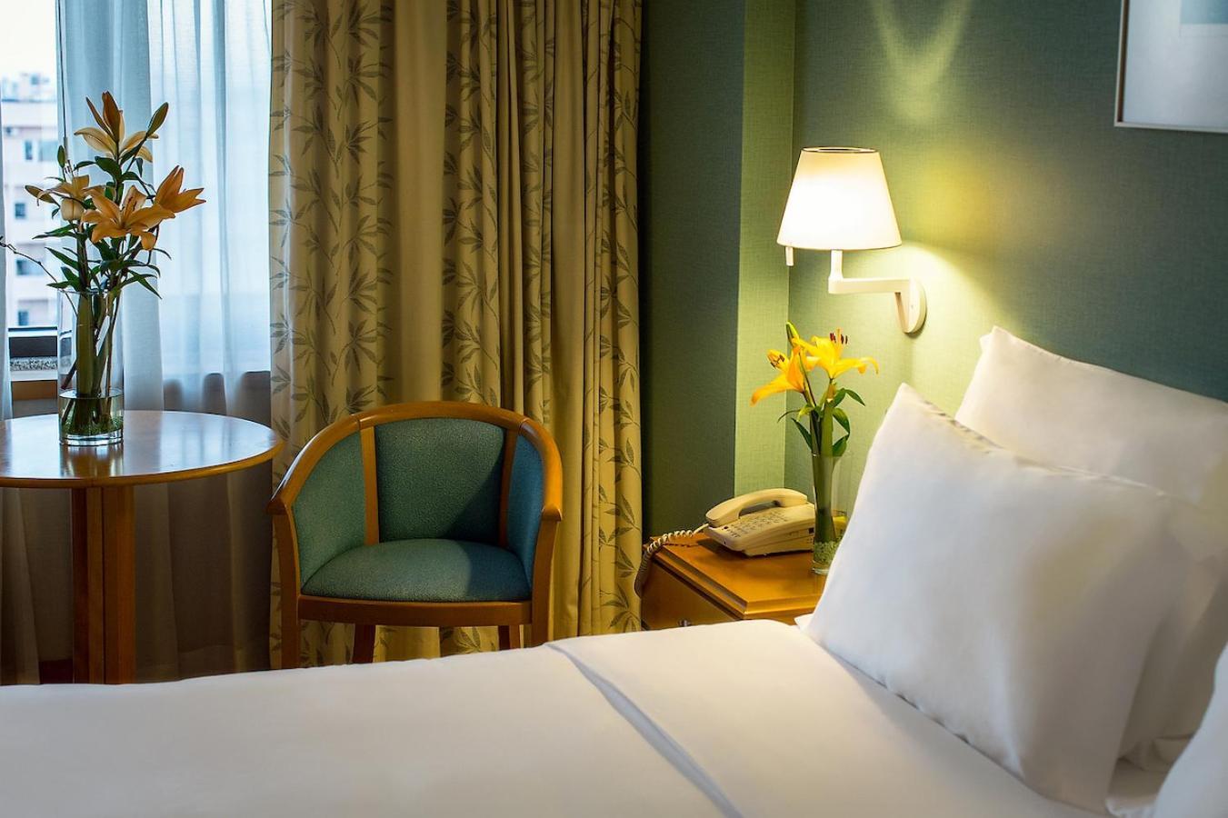 Sana Metropolitan Hotel Lisbon Room photo